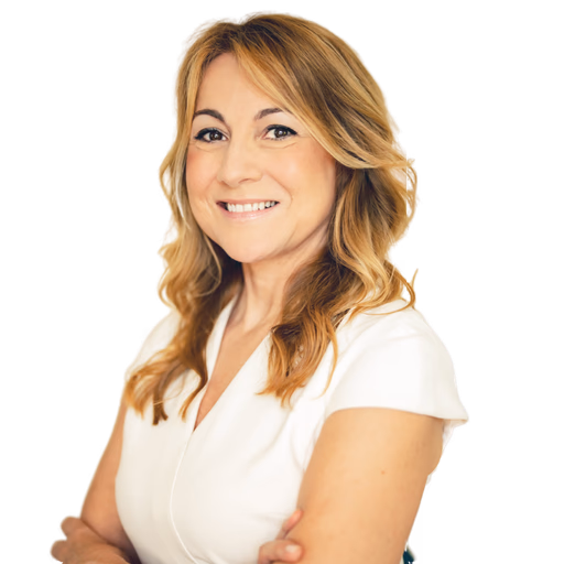 Dr. Eszter Tanczos